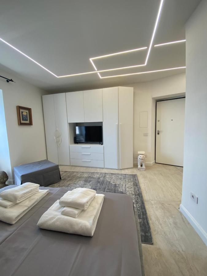 Hv Suites Pausilypon Naples Extérieur photo