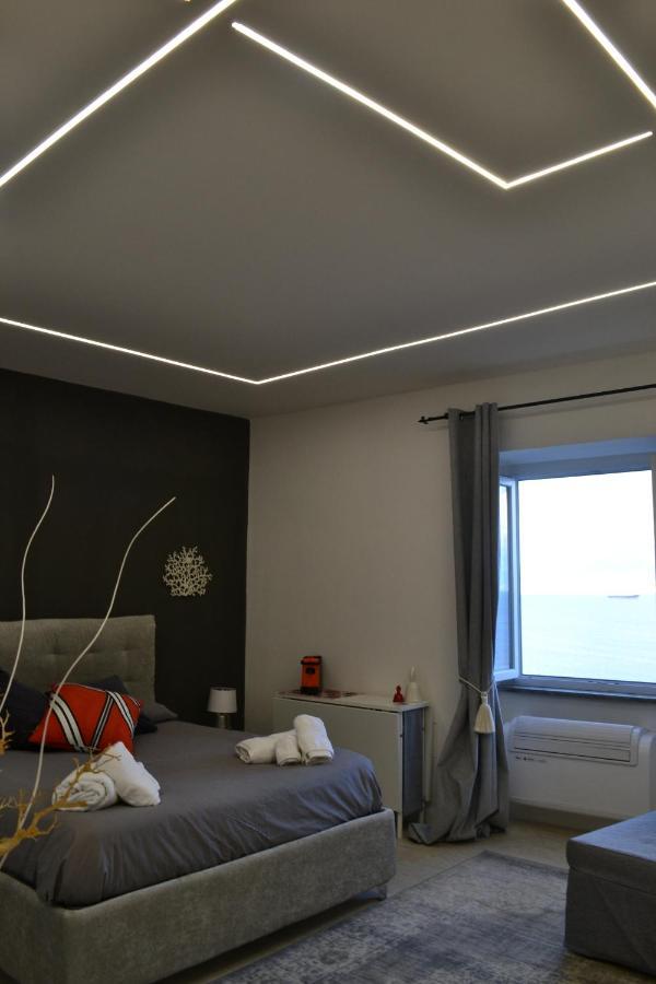 Hv Suites Pausilypon Naples Extérieur photo
